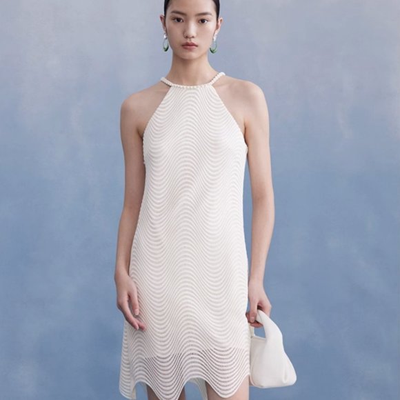 white dress - Picture 1 of 4